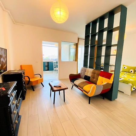 Plaza View Studio Бухарест Экстерьер фото
