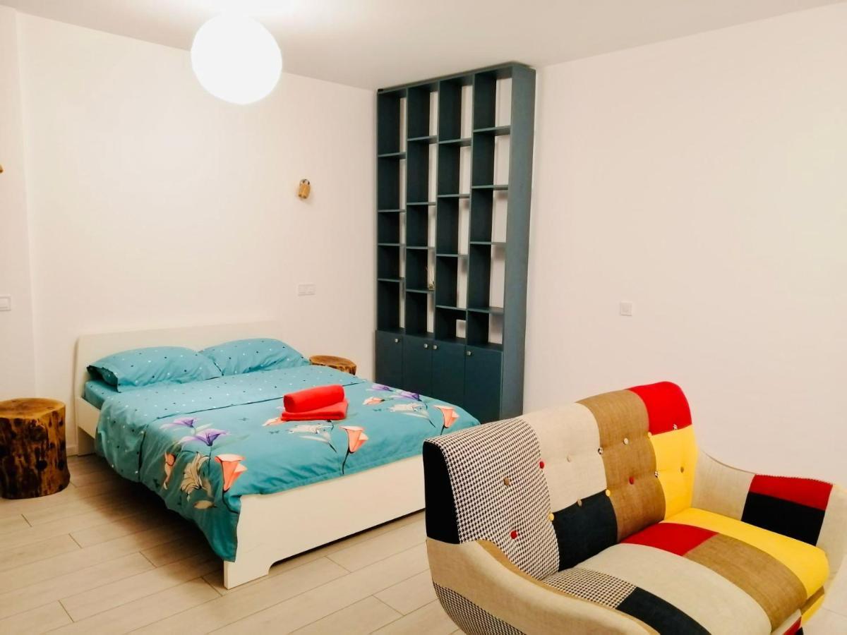 Plaza View Studio Бухарест Экстерьер фото