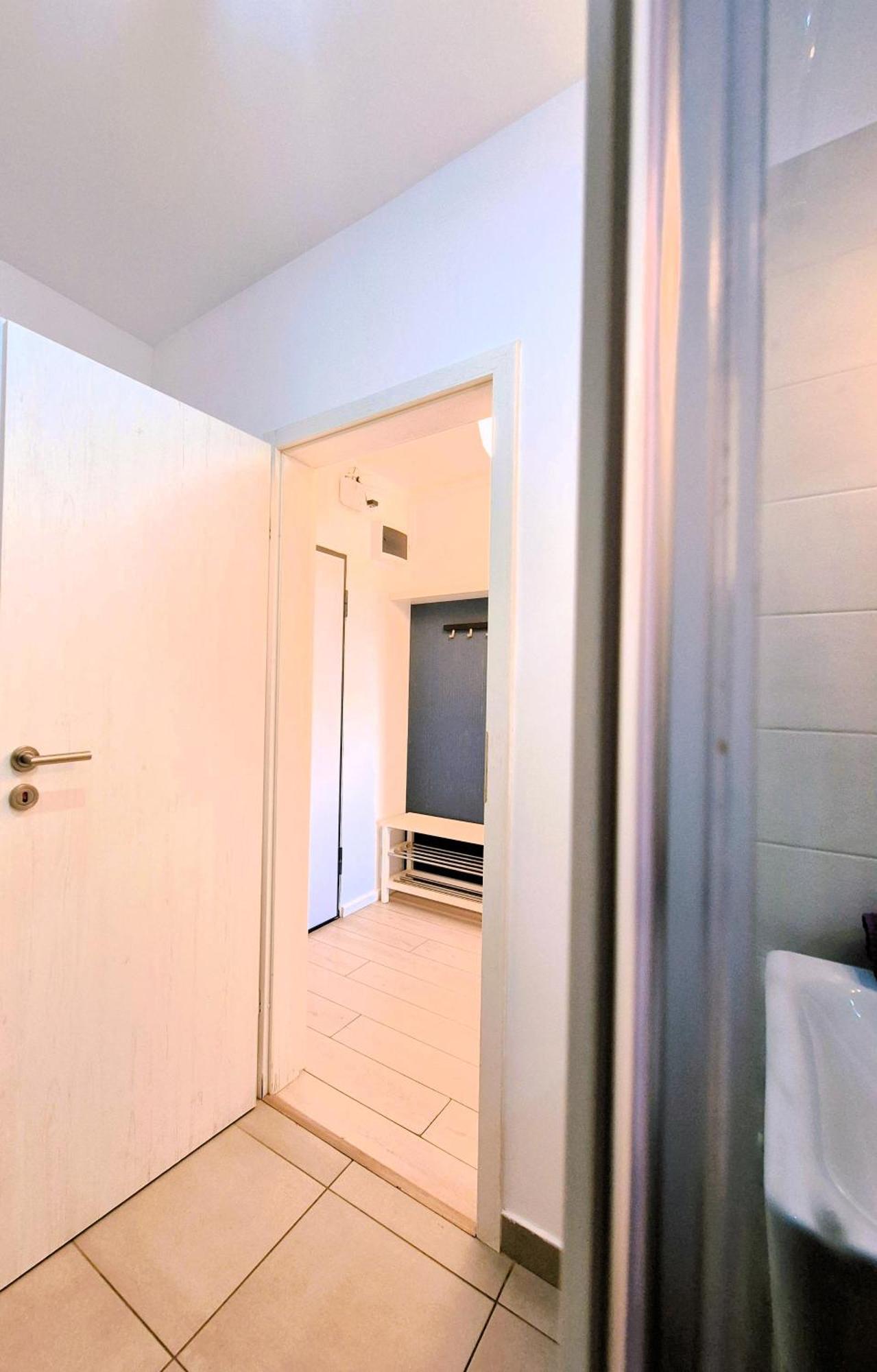 Plaza View Studio Бухарест Экстерьер фото
