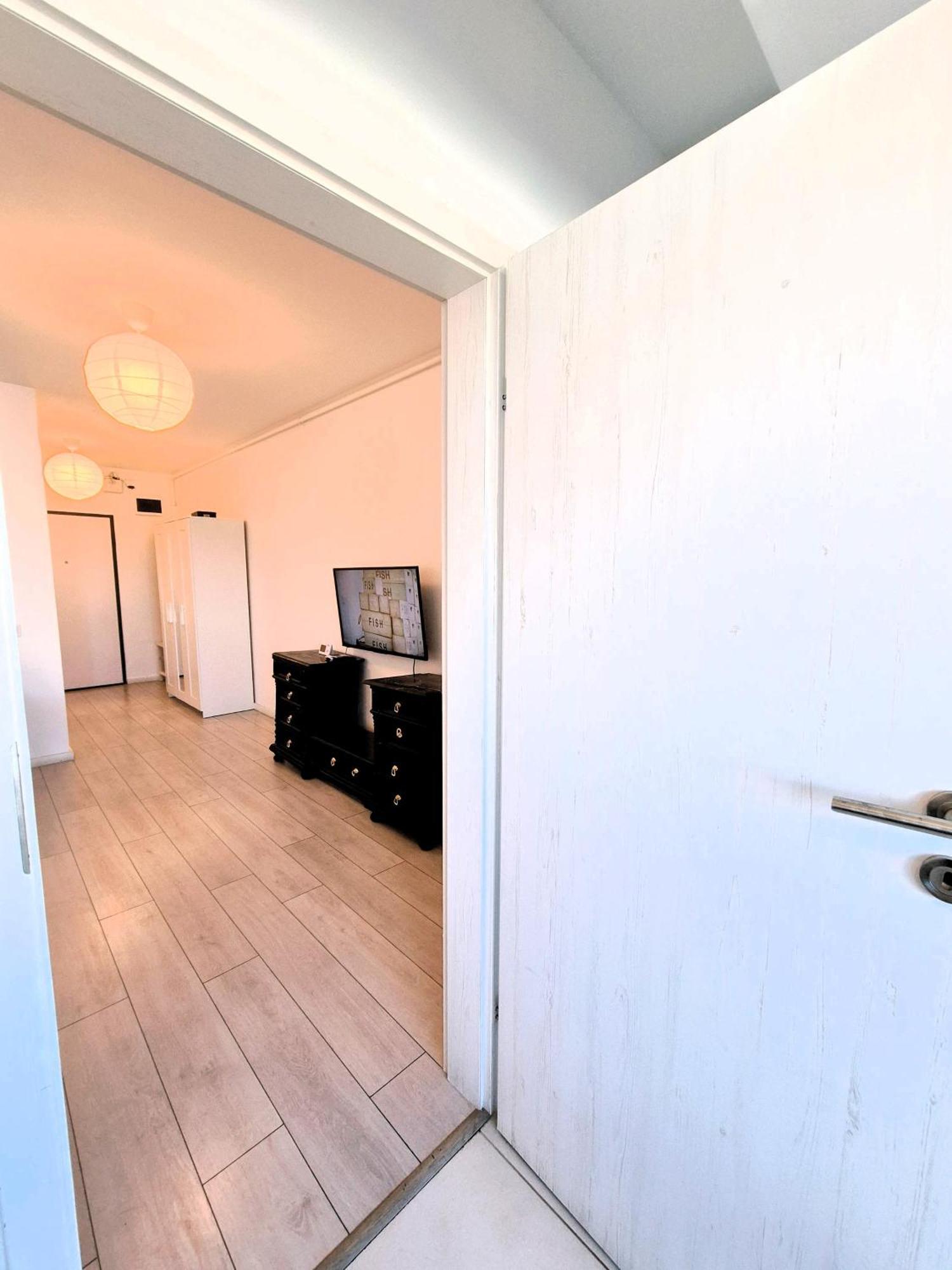 Plaza View Studio Бухарест Экстерьер фото